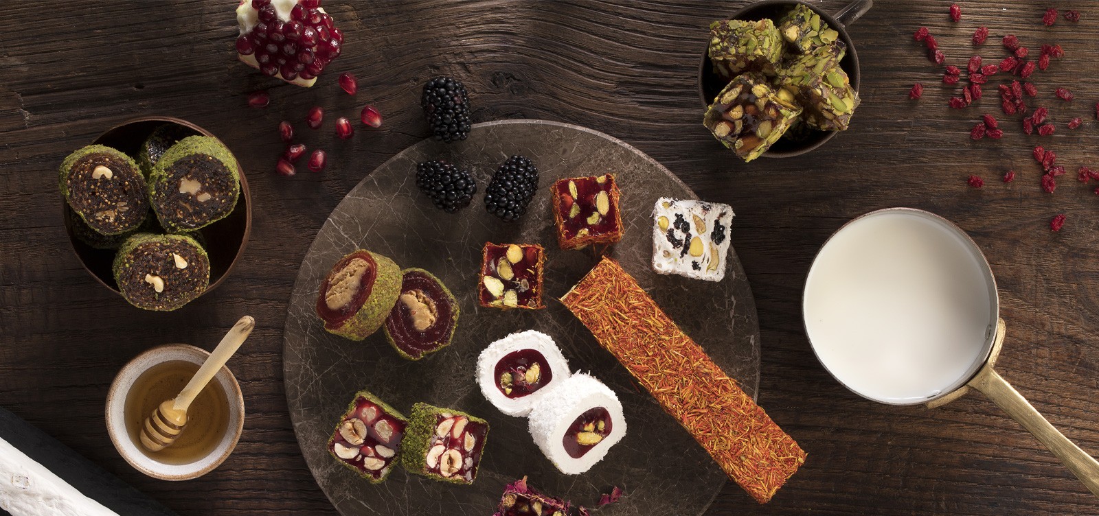 Özsafalar Şekerleme | 1982’den Günümüze Türk Lokumu & Cezerye | Aromalı Sade Lokumlar, Çeşnili Kesme Lokumlar, Geleneksel Lokumlar, Sarma Lokumlar, Çikolata Kaplı Lokumlar, Şerit Lokumlar, Cezeryeler, Special Lokumlar, Sucuk Lokumlar, Special Paketli Lokumlar, Geleneksel Paketli Lokumlar, Özel Üretim Lokumlar | Lokum Üreticisi, Toptan Lokum, Konya Lokum Üreticisi, Konya Lokum Mağazaları, İstanbul Lokum Mağazaları, Hediyelik Lokum Çeşitleri, Premium Lokum ve Şekerleme Ürünleri, Türk Tatlı Kültürü, Geleneksel Tatlılar, Hijyenik Lokum Üretimi, Modern Lokum Fabrikası, Dünya Çapında Türk Lokumu İhracatı