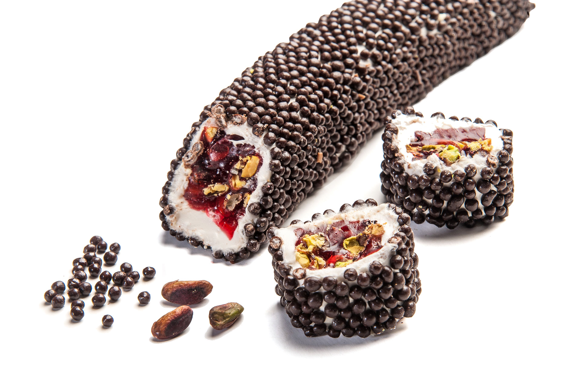 Özsafalar Şekerleme | 1982’den Günümüze Türk Lokumu & Cezerye | Aromalı Sade Lokumlar, Çeşnili Kesme Lokumlar, Geleneksel Lokumlar, Sarma Lokumlar, Çikolata Kaplı Lokumlar, Şerit Lokumlar, Cezeryeler, Special Lokumlar, Sucuk Lokumlar, Special Paketli Lokumlar, Geleneksel Paketli Lokumlar, Özel Üretim Lokumlar | Lokum Üreticisi, Toptan Lokum, Konya Lokum Üreticisi, Konya Lokum Mağazaları, İstanbul Lokum Mağazaları, Hediyelik Lokum Çeşitleri, Premium Lokum ve Şekerleme Ürünleri, Türk Tatlı Kültürü, Geleneksel Tatlılar, Hijyenik Lokum Üretimi, Modern Lokum Fabrikası, Dünya Çapında Türk Lokumu İhracatı